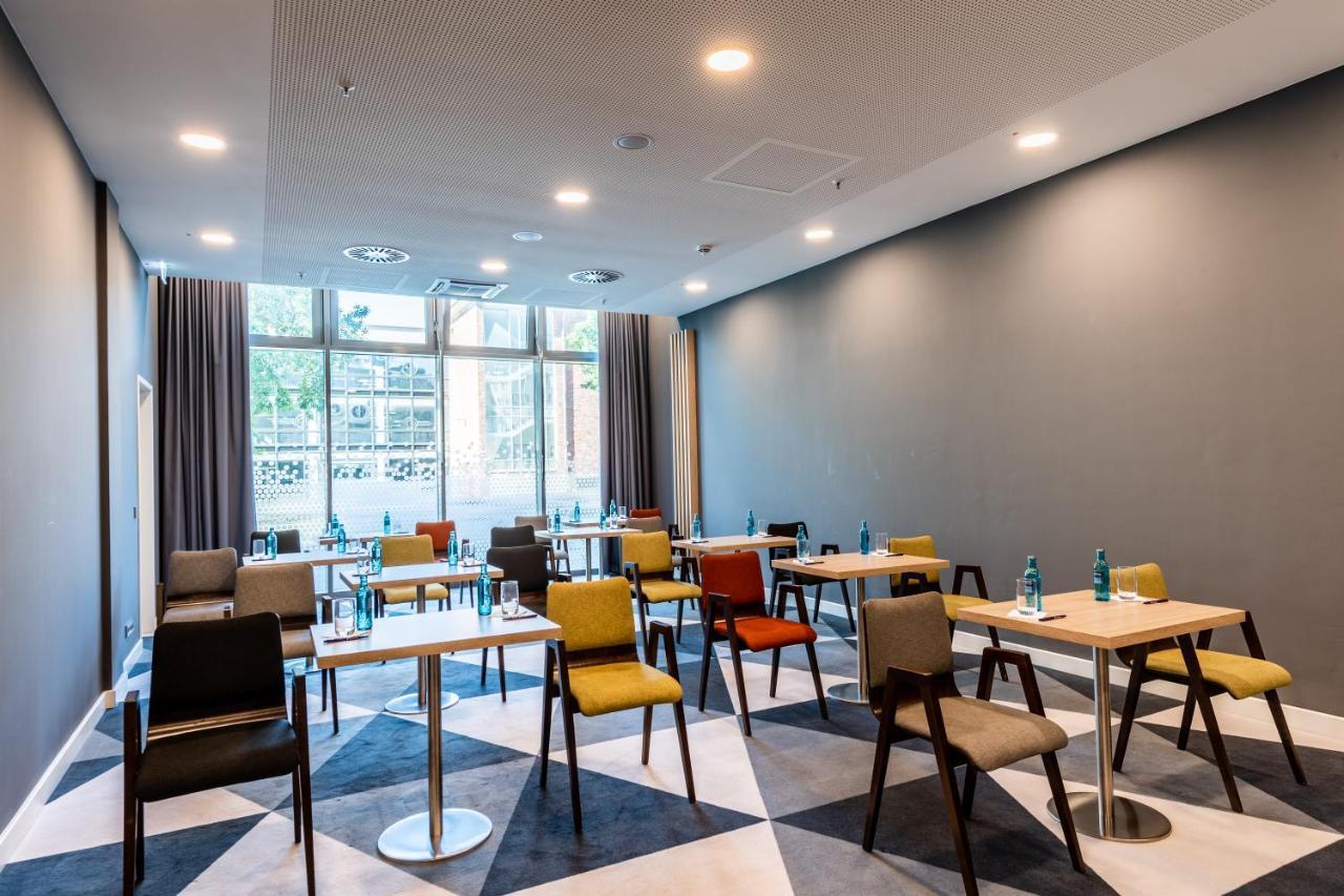 Premier Inn Koeln City Sued Экстерьер фото